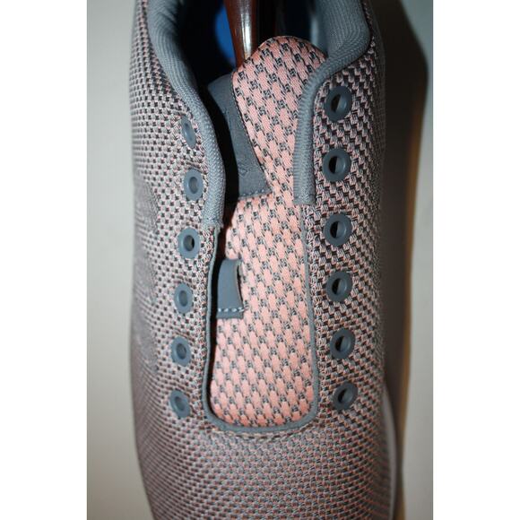 ADIDAS Pink Gray Sneakers Shoes ZX Flux Torsion US 9.5 LN main image 5